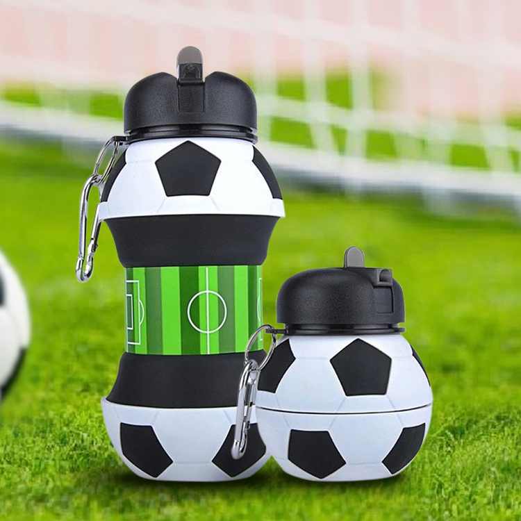 550ml Foldable Football Kids Water Bottles Portable Sports Water Bottle  Football Soccer Ball Shaped Water Bottl Silicone Cup 